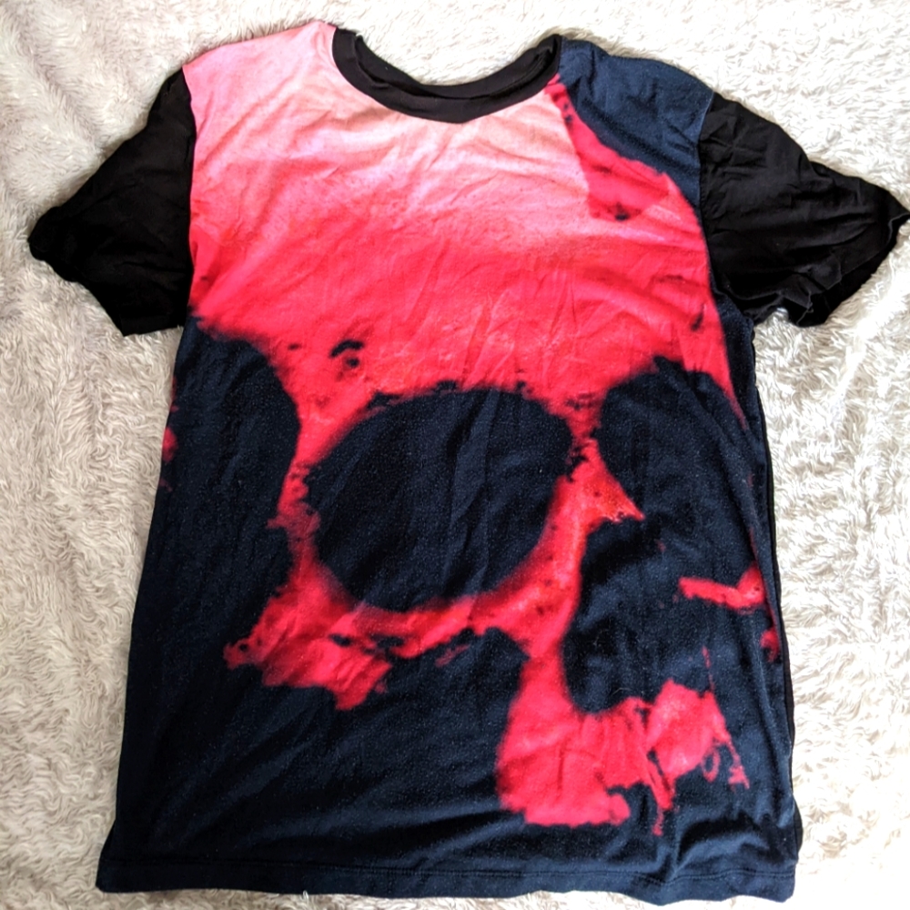 Pink Red Skull Shirt sz M
